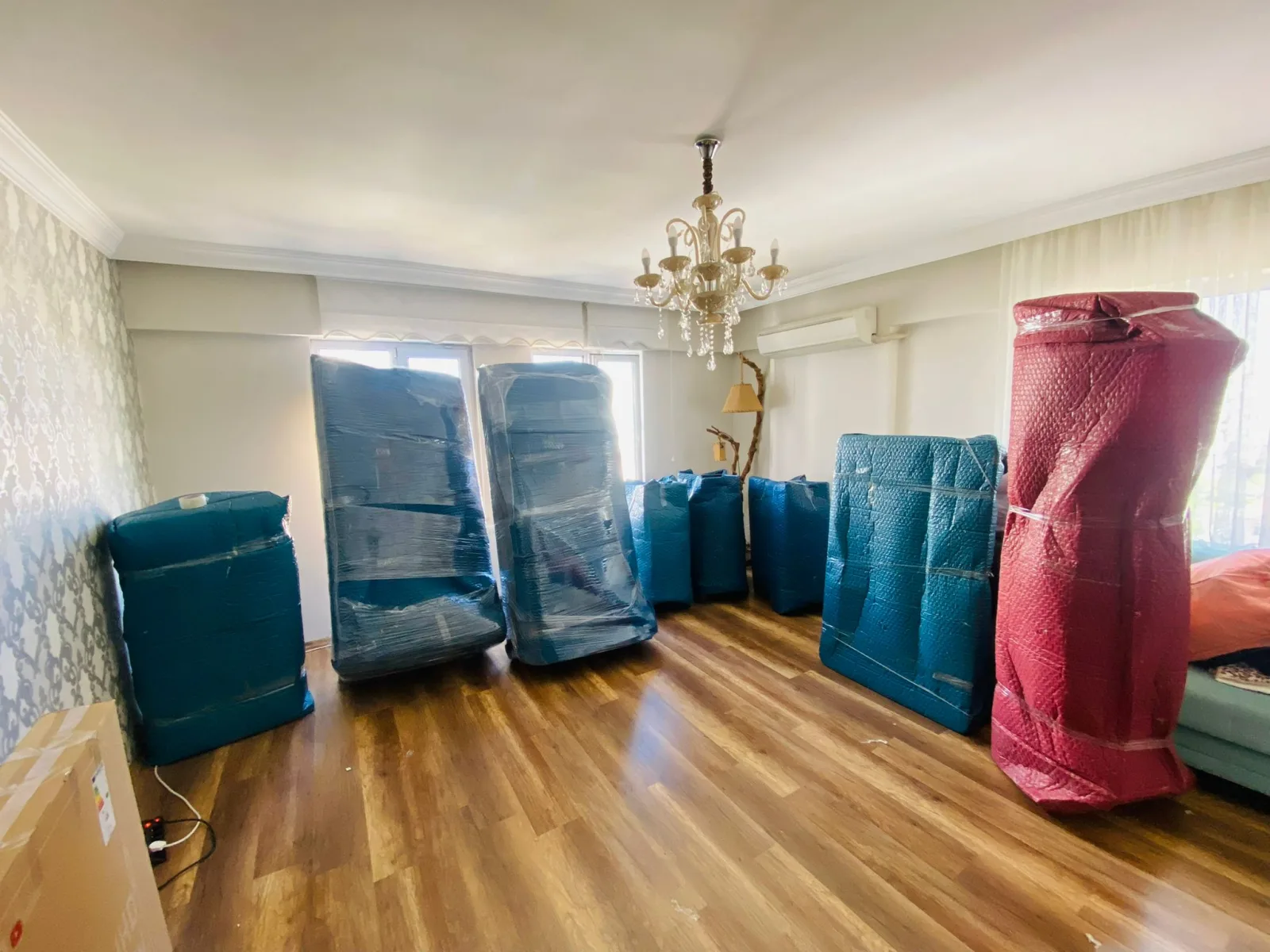 Gaziantep villa tasimaciligi hizmetinde buyuk evimizi duzenli sekilde teslim aldik